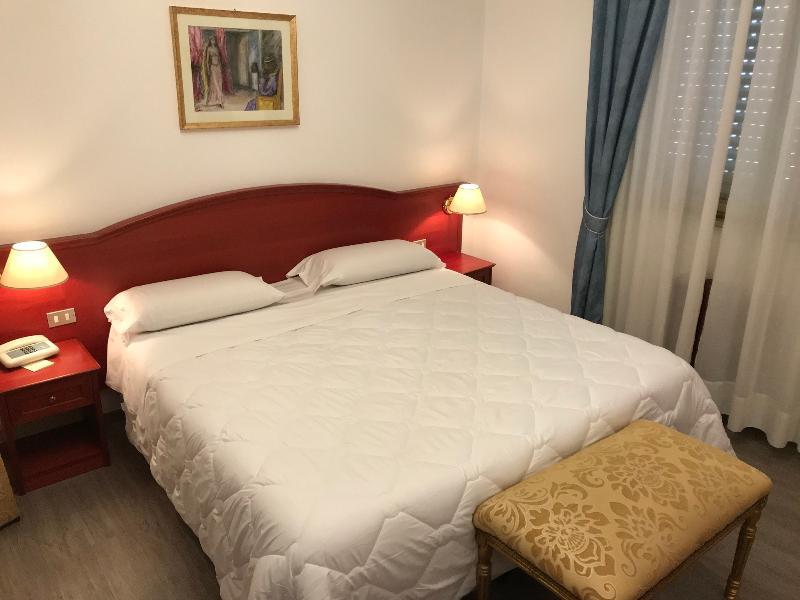 Hotel Svevia アルタムラ エクステリア 写真