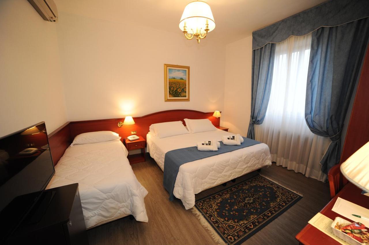 Hotel Svevia アルタムラ エクステリア 写真