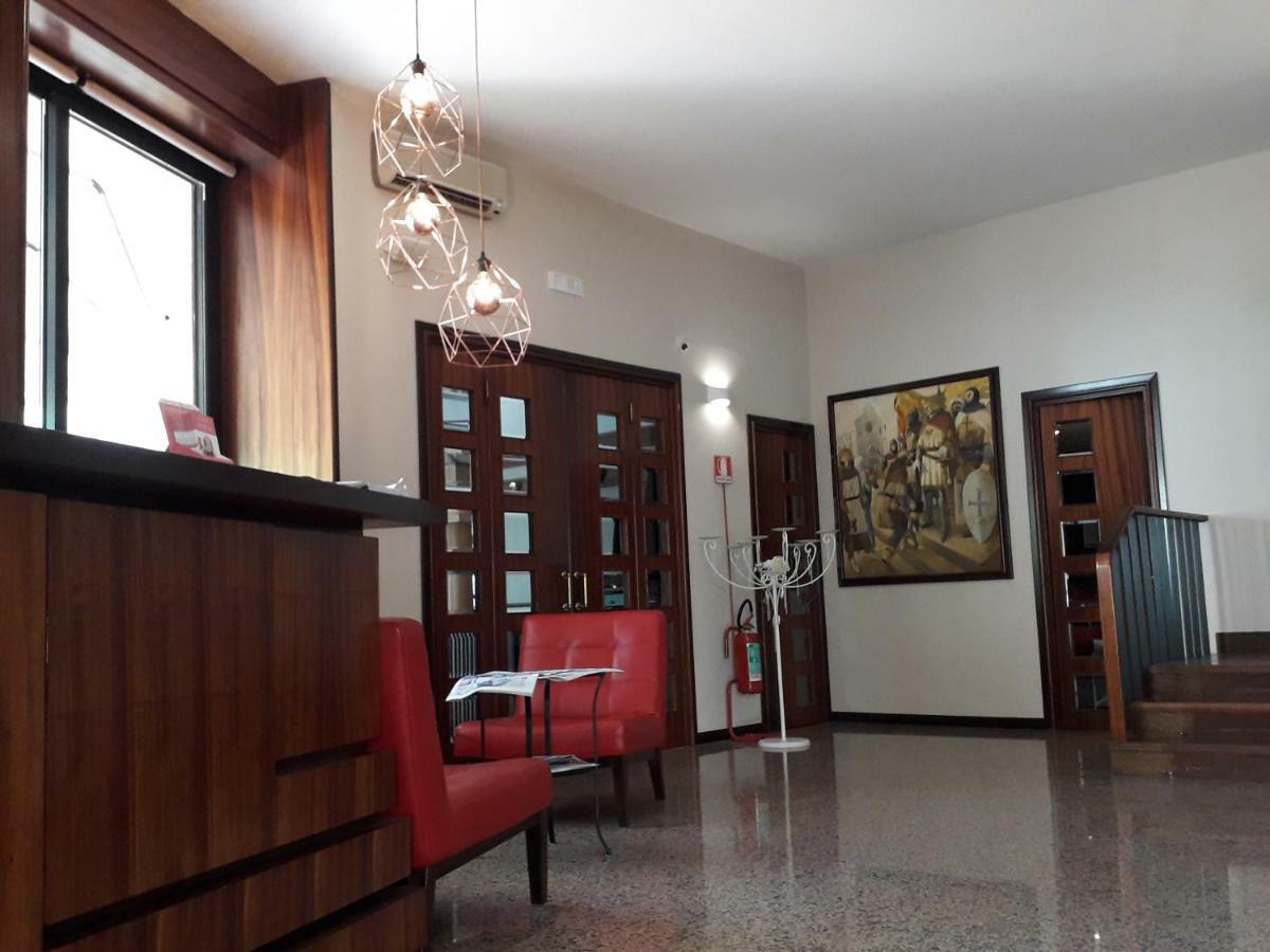 Hotel Svevia アルタムラ エクステリア 写真